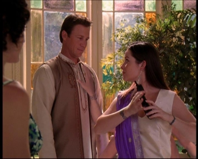 Charmed-Online_dot_net-7x01ACallToArms1213.jpg