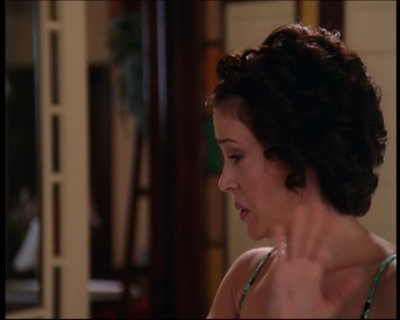 Charmed-Online_dot_net-7x01ACallToArms1219.jpg