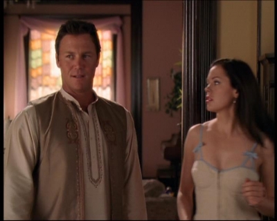 Charmed-Online_dot_net-7x01ACallToArms1316.jpg