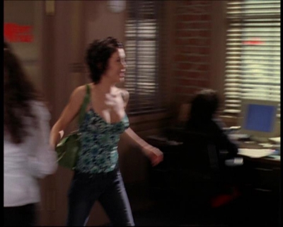 Charmed-Online_dot_net-7x01ACallToArms1508.jpg