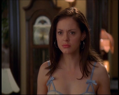 Charmed-Online_dot_net-7x01ACallToArms1697.jpg