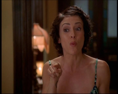 Charmed-Online_dot_net-7x01ACallToArms1726.jpg