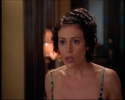 Charmed-Online_dot_net-7x01ACallToArms1740.jpg