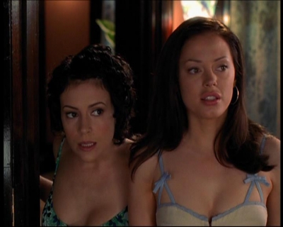 Charmed-Online_dot_net-7x01ACallToArms1788.jpg