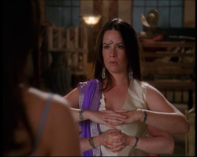 Charmed-Online_dot_net-7x01ACallToArms1970.jpg