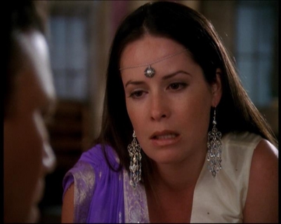 Charmed-Online_dot_net-7x01ACallToArms2124.jpg