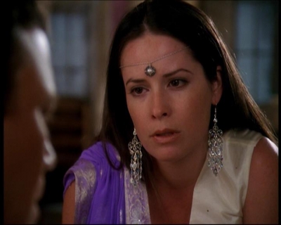 Charmed-Online_dot_net-7x01ACallToArms2126.jpg