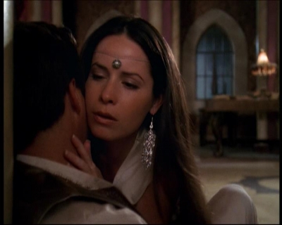 Charmed-Online_dot_net-7x01ACallToArms2142.jpg