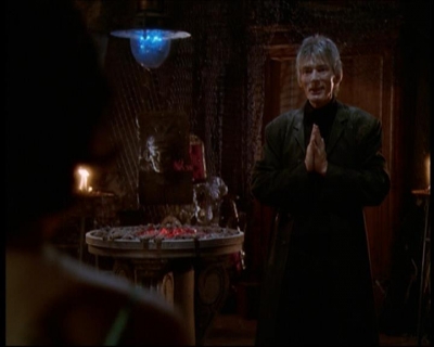 Charmed-Online_dot_net-7x01ACallToArms2260.jpg