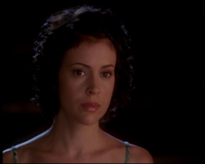 Charmed-Online_dot_net-7x01ACallToArms2268.jpg