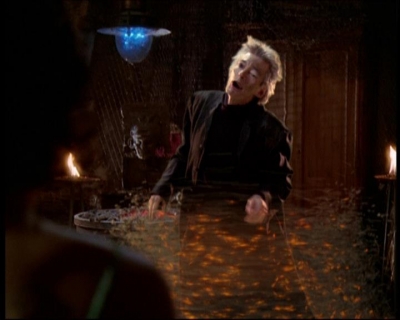 Charmed-Online_dot_net-7x01ACallToArms2312.jpg