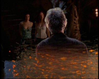 Charmed-Online_dot_net-7x01ACallToArms2314.jpg