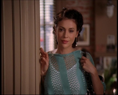 Charmed-Online_dot_net-7x01ACallToArms2365.jpg