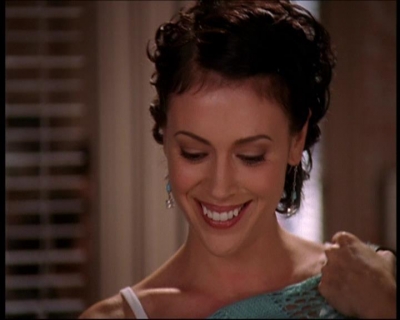 Charmed-Online_dot_net-7x01ACallToArms2391.jpg