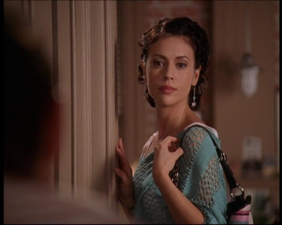 Charmed-Online_dot_net-7x01ACallToArms2428.jpg