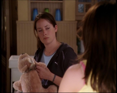 Charmed-Online_dot_net-7x01ACallToArms2480.jpg