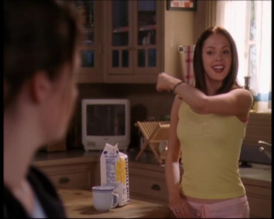 Charmed-Online_dot_net-7x01ACallToArms2489.jpg