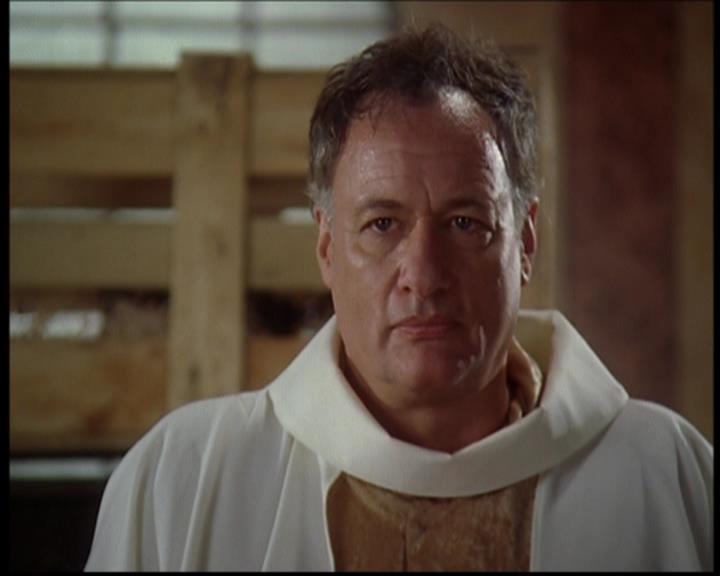 Charmed-Online_dot_net-702TheBareWitchProject0170.jpg