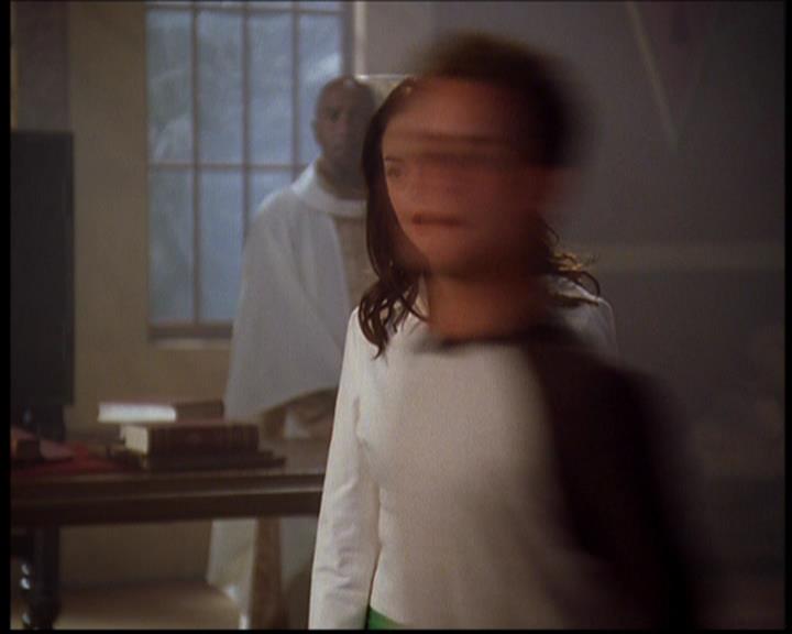 Charmed-Online_dot_net-702TheBareWitchProject0209.jpg