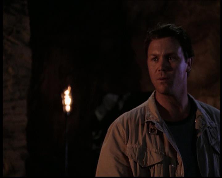 Charmed-Online_dot_net-702TheBareWitchProject0532.jpg