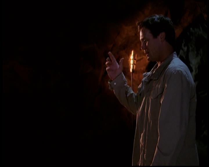 Charmed-Online_dot_net-702TheBareWitchProject0605.jpg