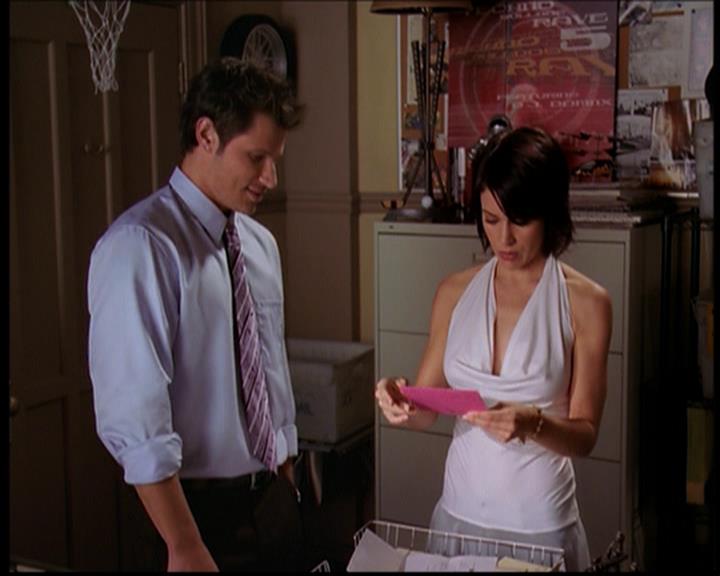 Charmed-Online_dot_net-702TheBareWitchProject0701.jpg