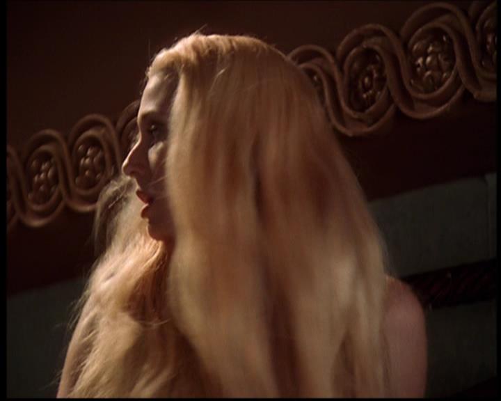 Charmed-Online_dot_net-702TheBareWitchProject0838.jpg