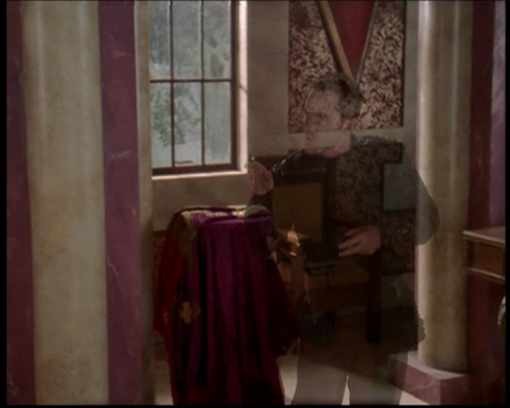 Charmed-Online_dot_net-702TheBareWitchProject0870.jpg