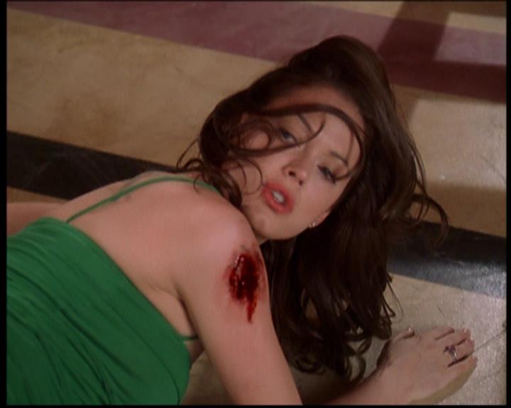 Charmed-Online_dot_net-702TheBareWitchProject0902.jpg