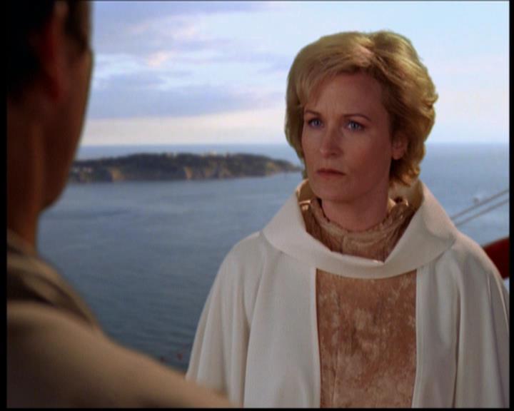 Charmed-Online_dot_net-702TheBareWitchProject1414.jpg