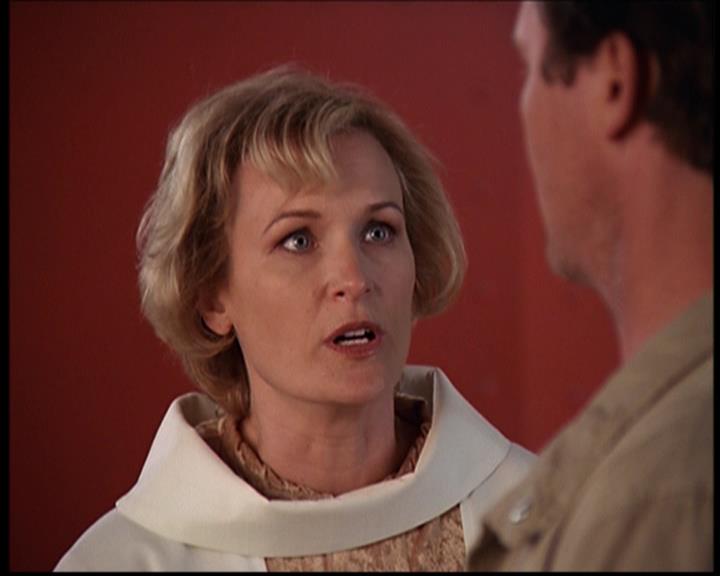 Charmed-Online_dot_net-702TheBareWitchProject1449.jpg