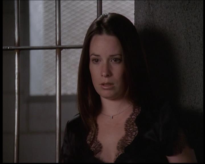 Charmed-Online_dot_net-702TheBareWitchProject1721.jpg