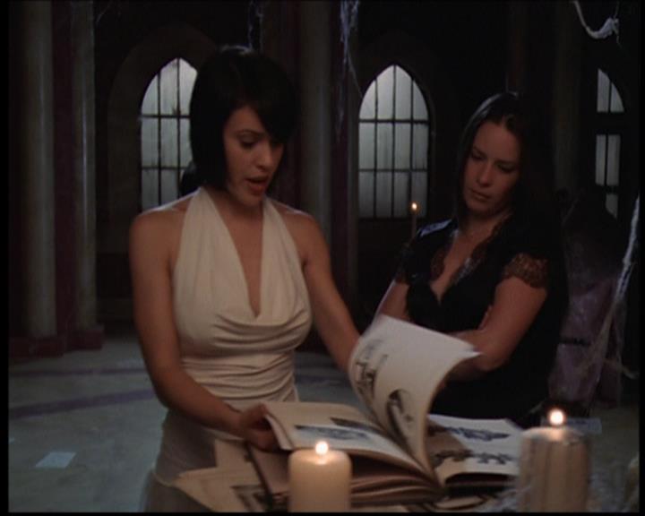 Charmed-Online_dot_net-702TheBareWitchProject1868.jpg