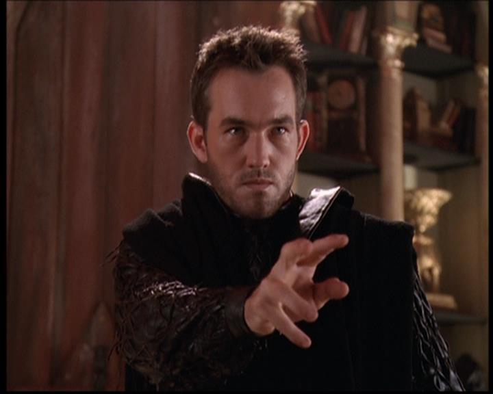 Charmed-Online_dot_net-702TheBareWitchProject1984.jpg