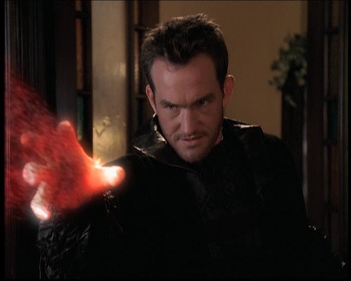 Charmed-Online_dot_net-702TheBareWitchProject2253.jpg