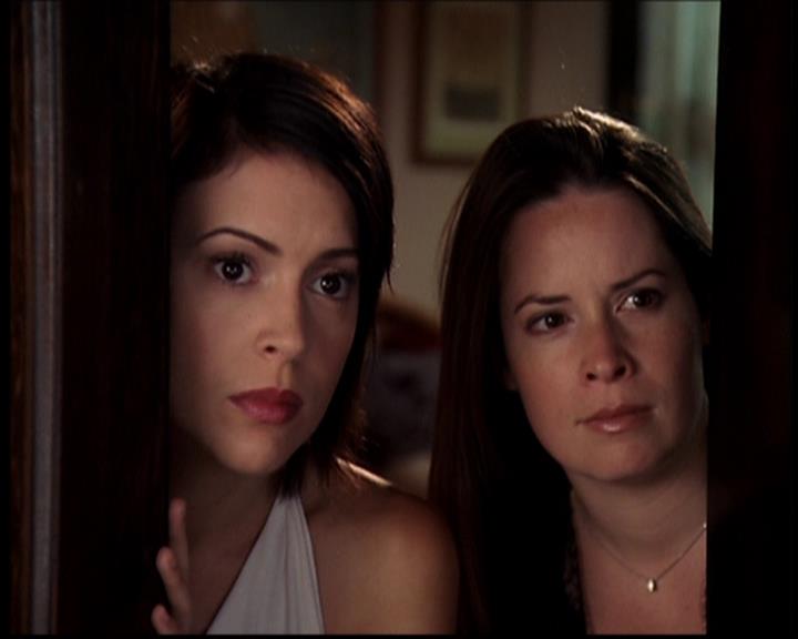 Charmed-Online_dot_net-702TheBareWitchProject2268.jpg