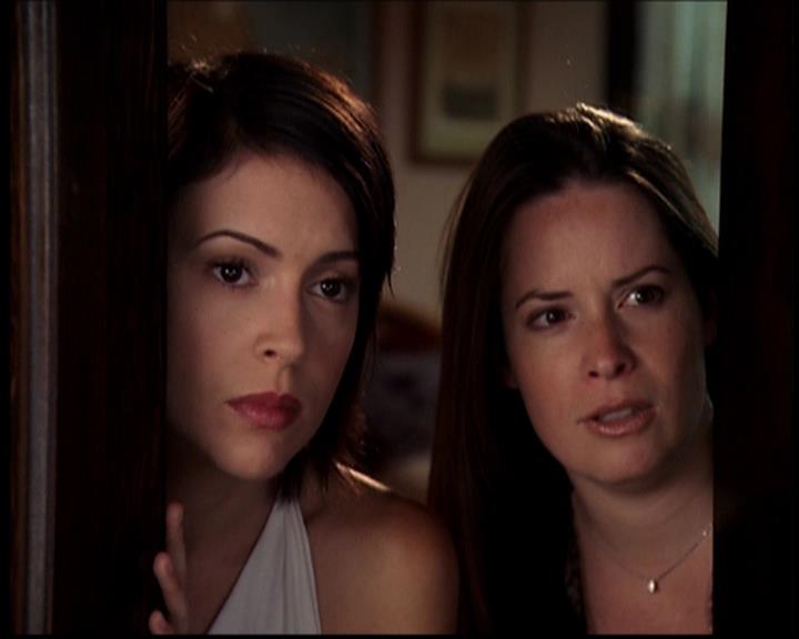 Charmed-Online_dot_net-702TheBareWitchProject2269.jpg