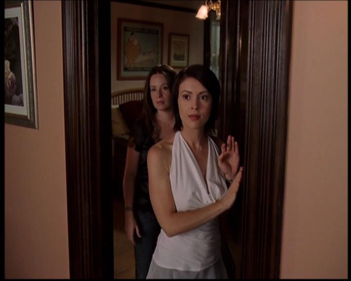 Charmed-Online_dot_net-702TheBareWitchProject2287.jpg