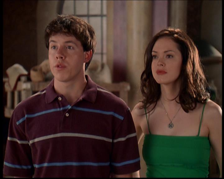 Charmed-Online_dot_net-702TheBareWitchProject2376.jpg