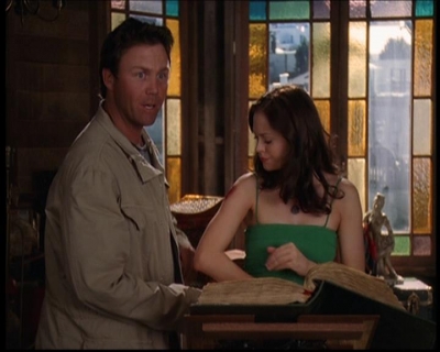 Charmed-Online_dot_net-702TheBareWitchProject1281.jpg