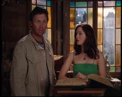 Charmed-Online_dot_net-702TheBareWitchProject1287.jpg