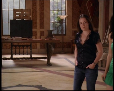 Charmed-Online_dot_net-702TheBareWitchProject1489.jpg