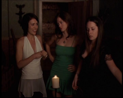 Charmed-Online_dot_net-702TheBareWitchProject1572.jpg