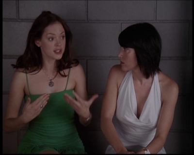 Charmed-Online_dot_net-702TheBareWitchProject1716.jpg