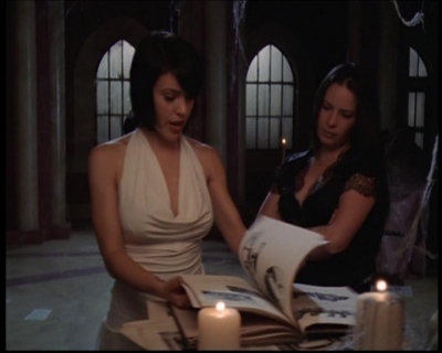 Charmed-Online_dot_net-702TheBareWitchProject1868.jpg