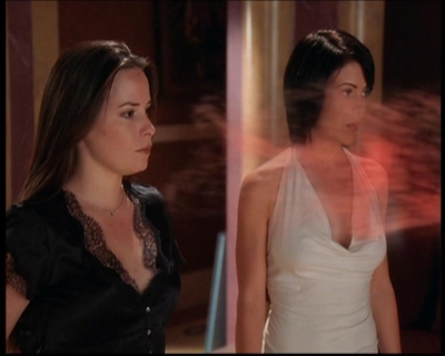 Charmed-Online_dot_net-702TheBareWitchProject2001.jpg