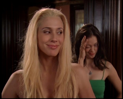 Charmed-Online_dot_net-702TheBareWitchProject2311.jpg