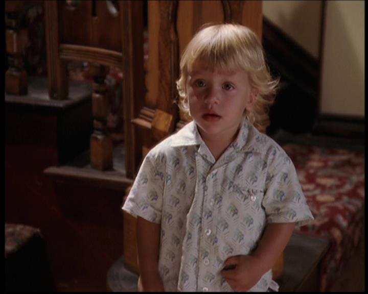 Charmed-Online_dot_net-7x03CheaperByTheCoven0022.jpg