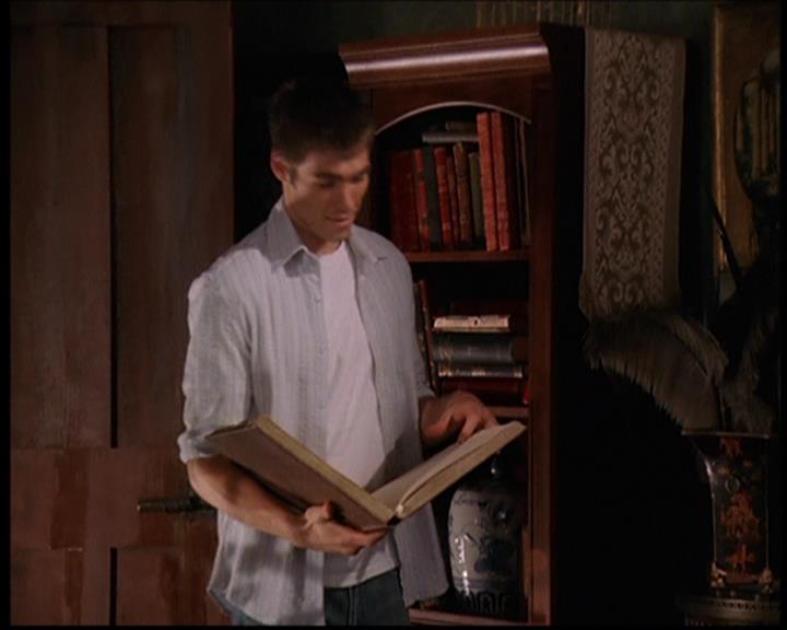 Charmed-Online_dot_net-7x03CheaperByTheCoven0438.jpg