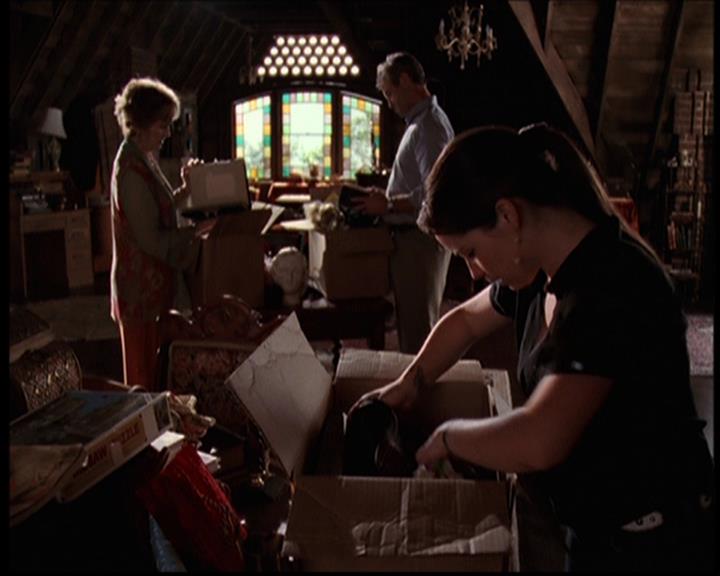 Charmed-Online_dot_net-7x03CheaperByTheCoven0556.jpg